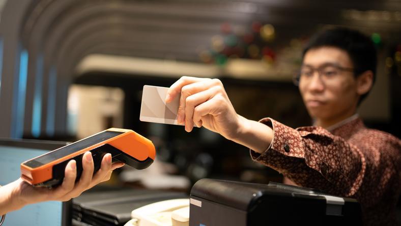 多地借款人晒征信报告截图:“逾期记录没有了”